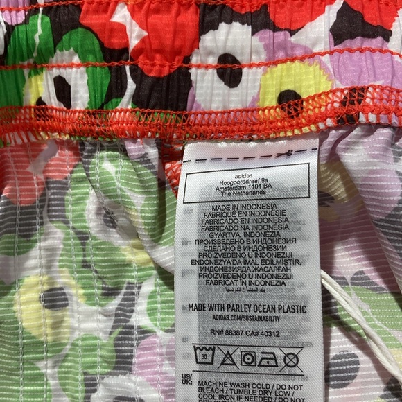 Adidas x Marimekko floral-print pacer shorts NWT - Picture 6 of 7